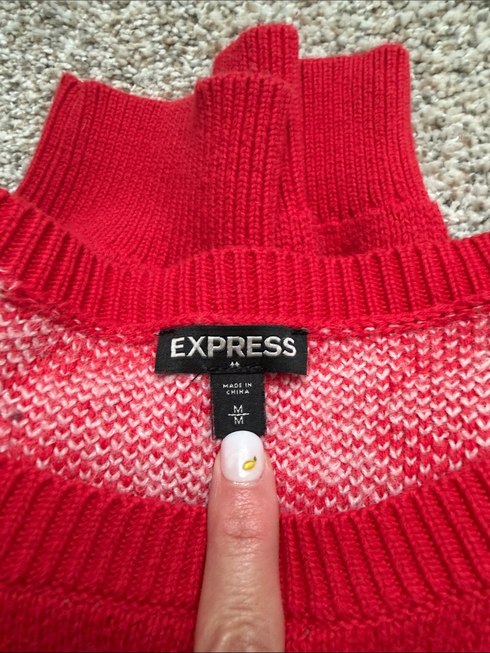 Express & Universal Thread Sweater Bundle - Picture 2 of 7